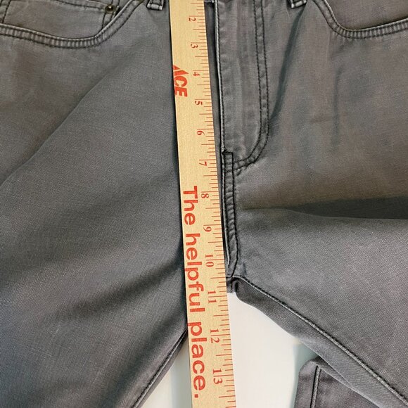 Classic Dockers men’s straight fit pants in gray. Made from 100% cotton for comf - Picture 4 of 9